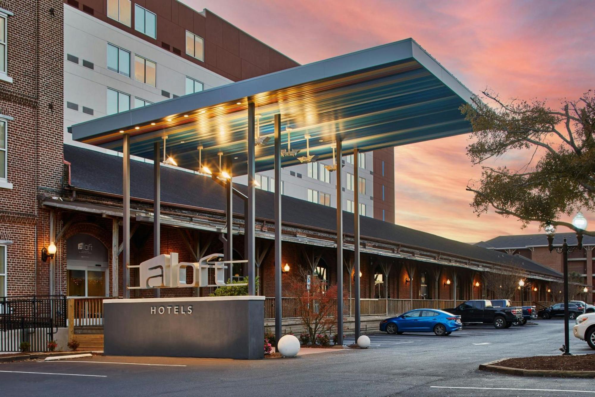 Hotel Aloft Wilmington At Coastline Center Exterior foto